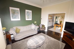 Lounge- click for photo gallery